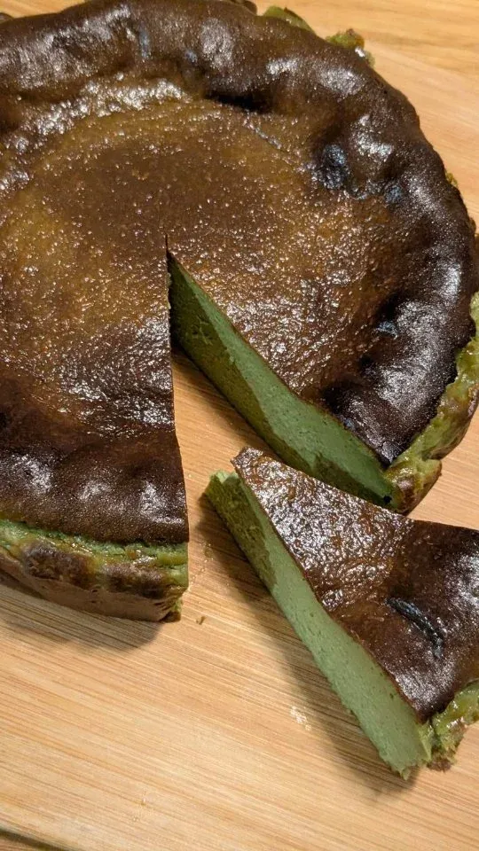 De amour 抹茶のバスク風チーズケーキ 5号